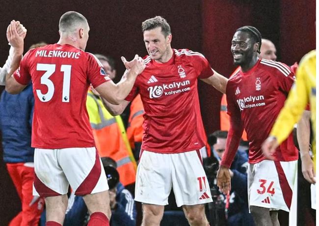 Nottingham Forest vs West Ham Cuộc Đụng Độ Căng Thẳng Giữa Hai Đội Bóng Đang Trỗi Dậy 1 Nottingham Forest vs West Ham Cuộc Đụng Độ Căng Thẳng Giữa Hai Đội Bóng Đang Trỗi Dậy